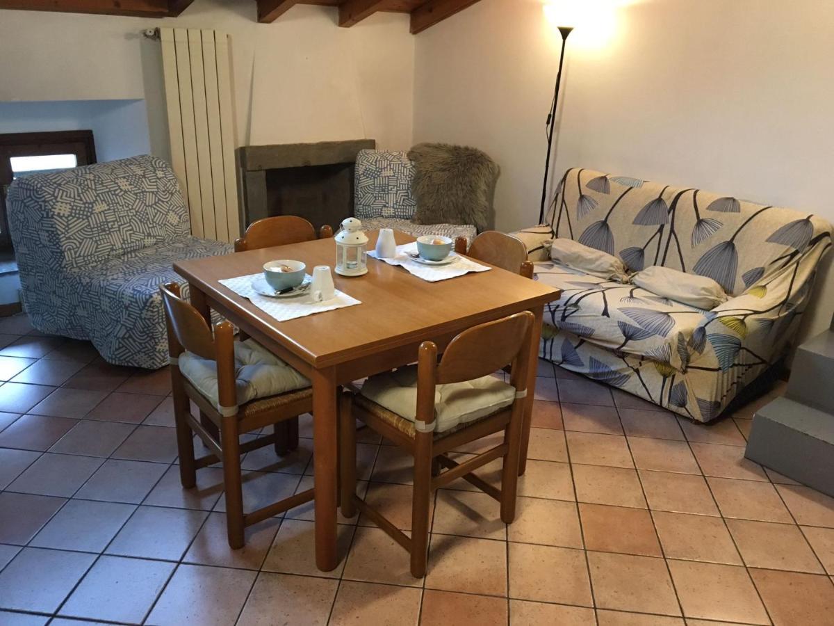La Casa Rustica Di Ale E Becky Apartment Bergamo Ngoại thất bức ảnh