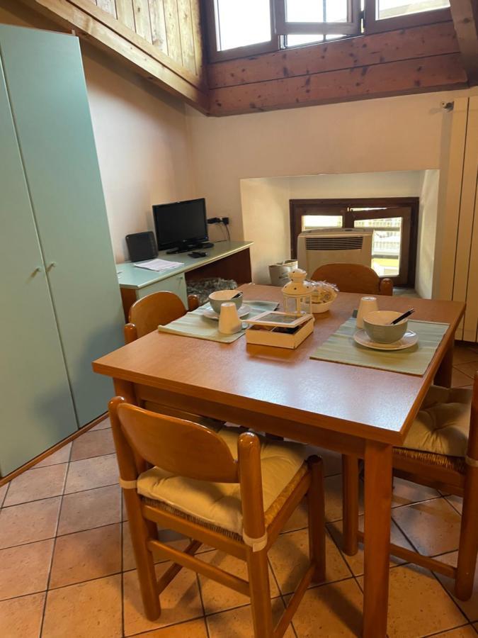 La Casa Rustica Di Ale E Becky Apartment Bergamo Ngoại thất bức ảnh