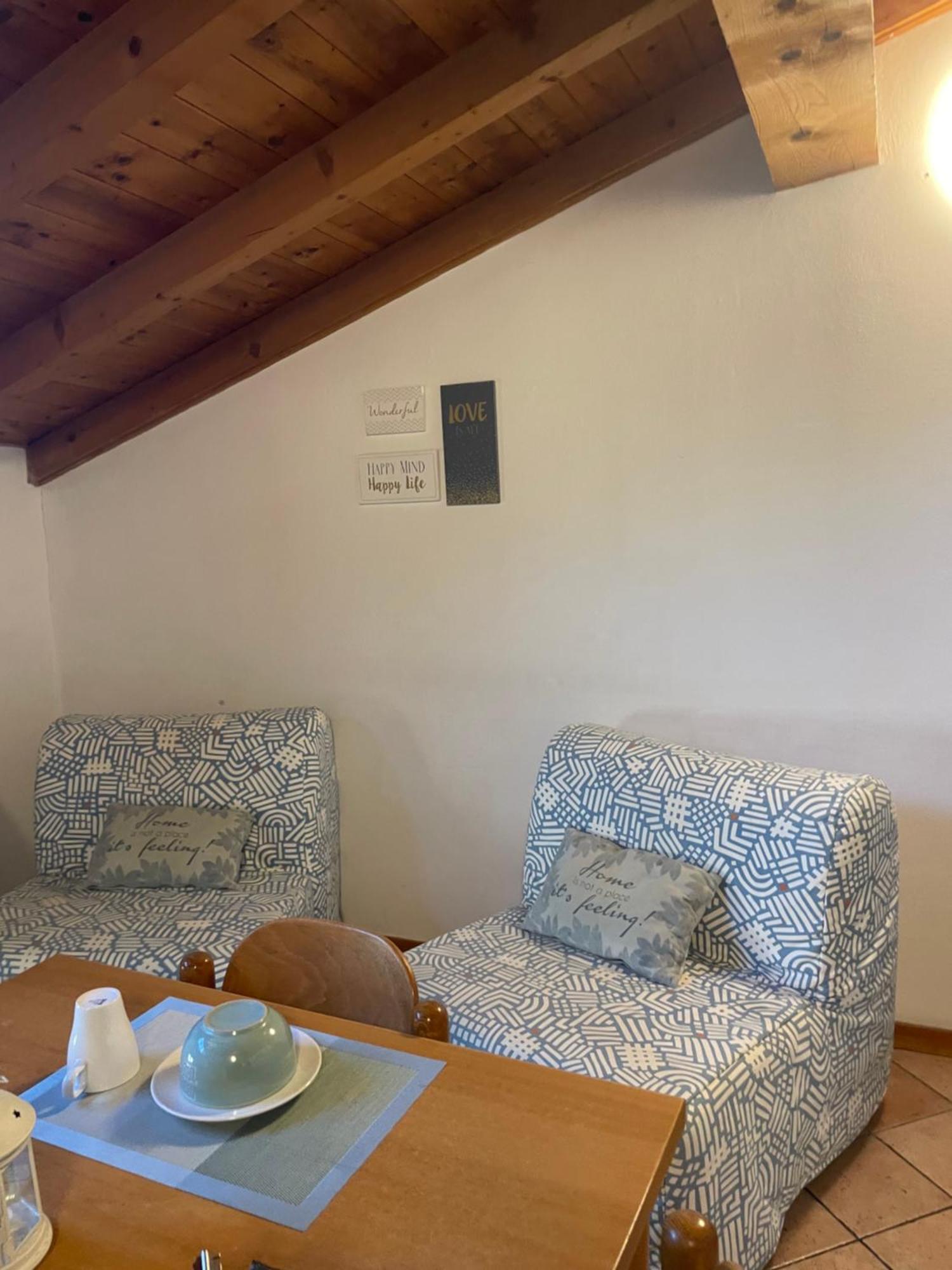 La Casa Rustica Di Ale E Becky Apartment Bergamo Ngoại thất bức ảnh